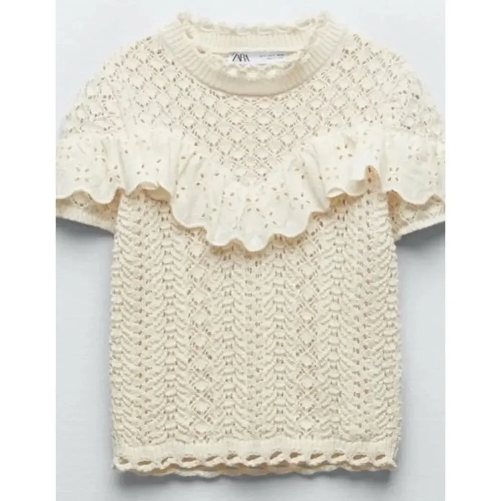 Zara Crochet Knit Ruffle Cape Top Cream Size Large